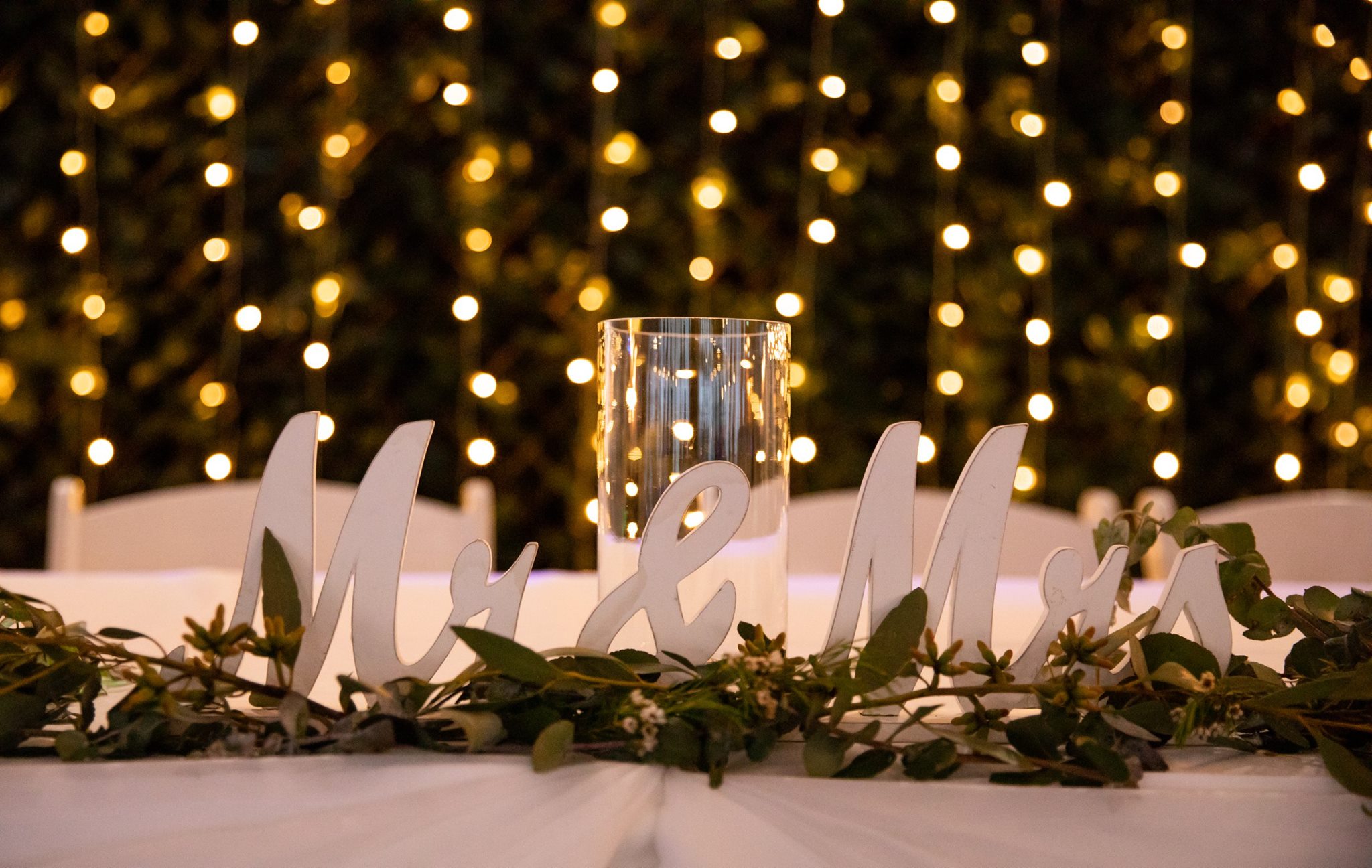 We help create extraordinary experiences by bringing your vision to life. Wedding/event styling